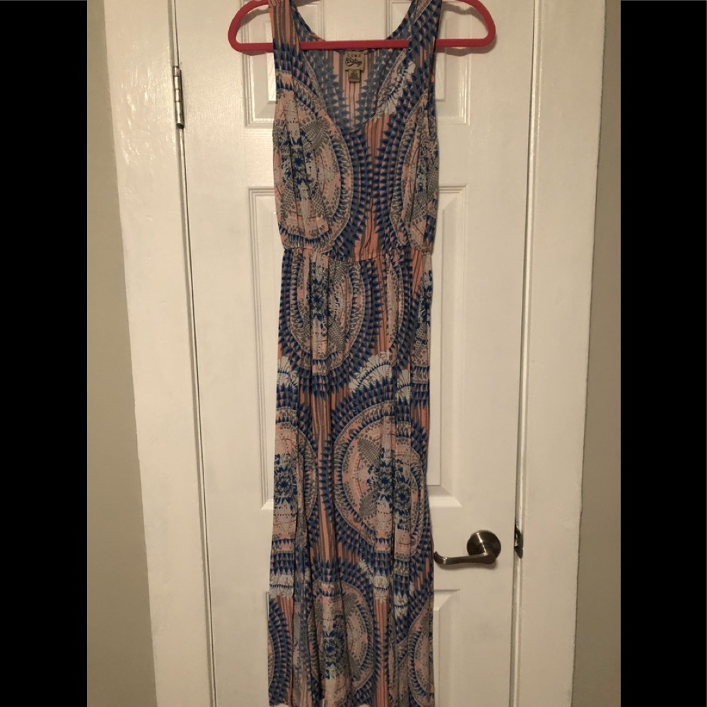 Full length maxi. Blue, Pink, Tan. Size Small.